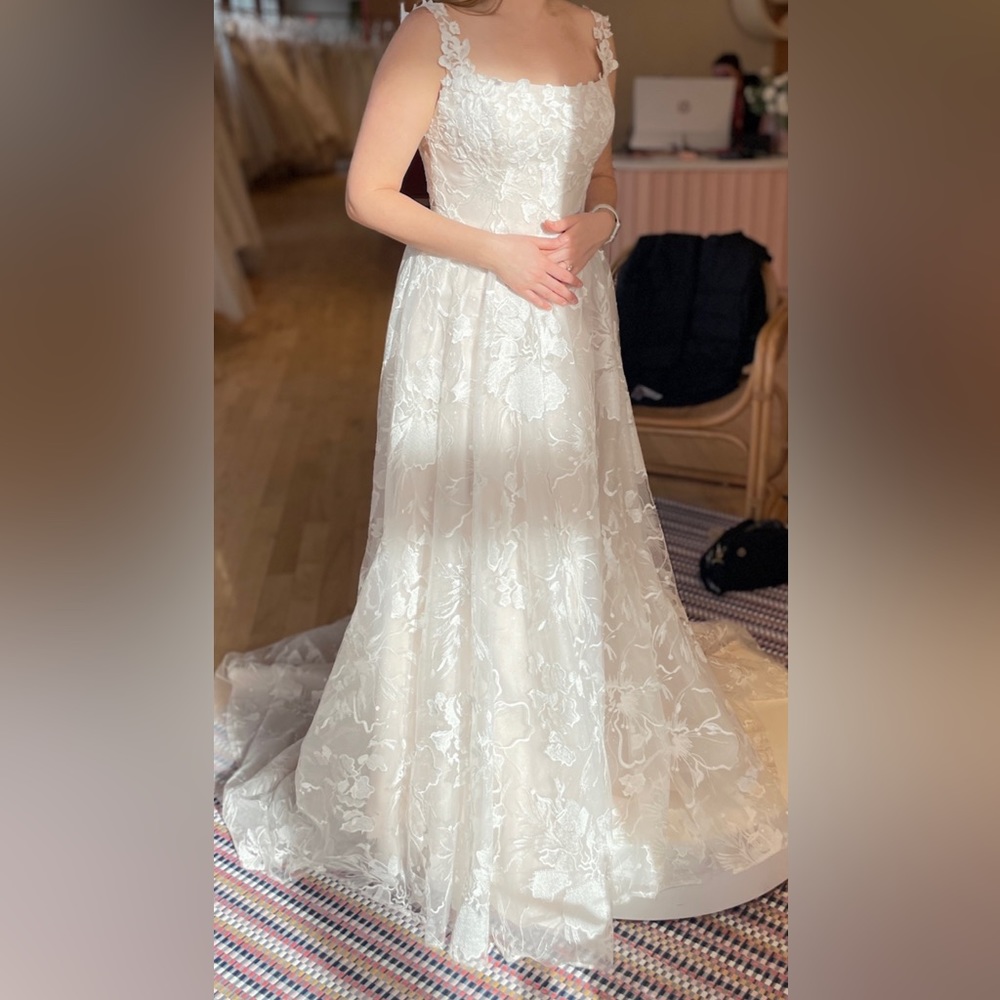 NWT Bridal Gown - Picture 2 of 12